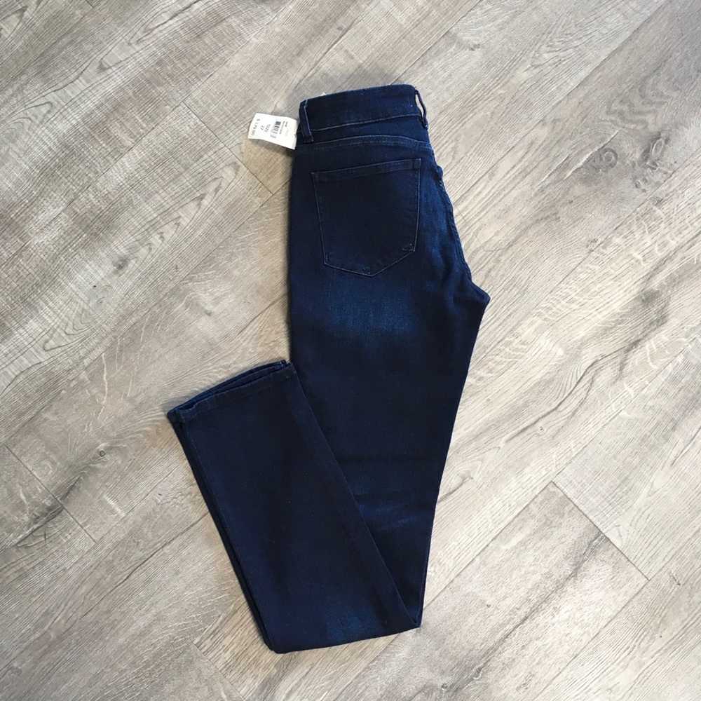 |NEW|DL Mid Rise Curvy Straight Jeans - Picture 4 of 5